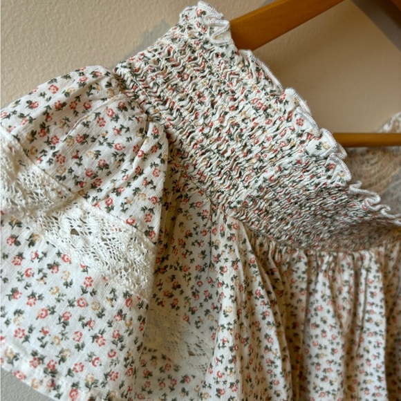 Arizona Jeans Co floral off the shoulder top - Picture 5 of 7